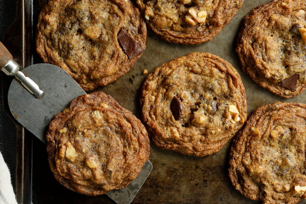 the-best-soft-and-chewy-chocolate-chip-cookie-recipe-a-guide-to-perfection